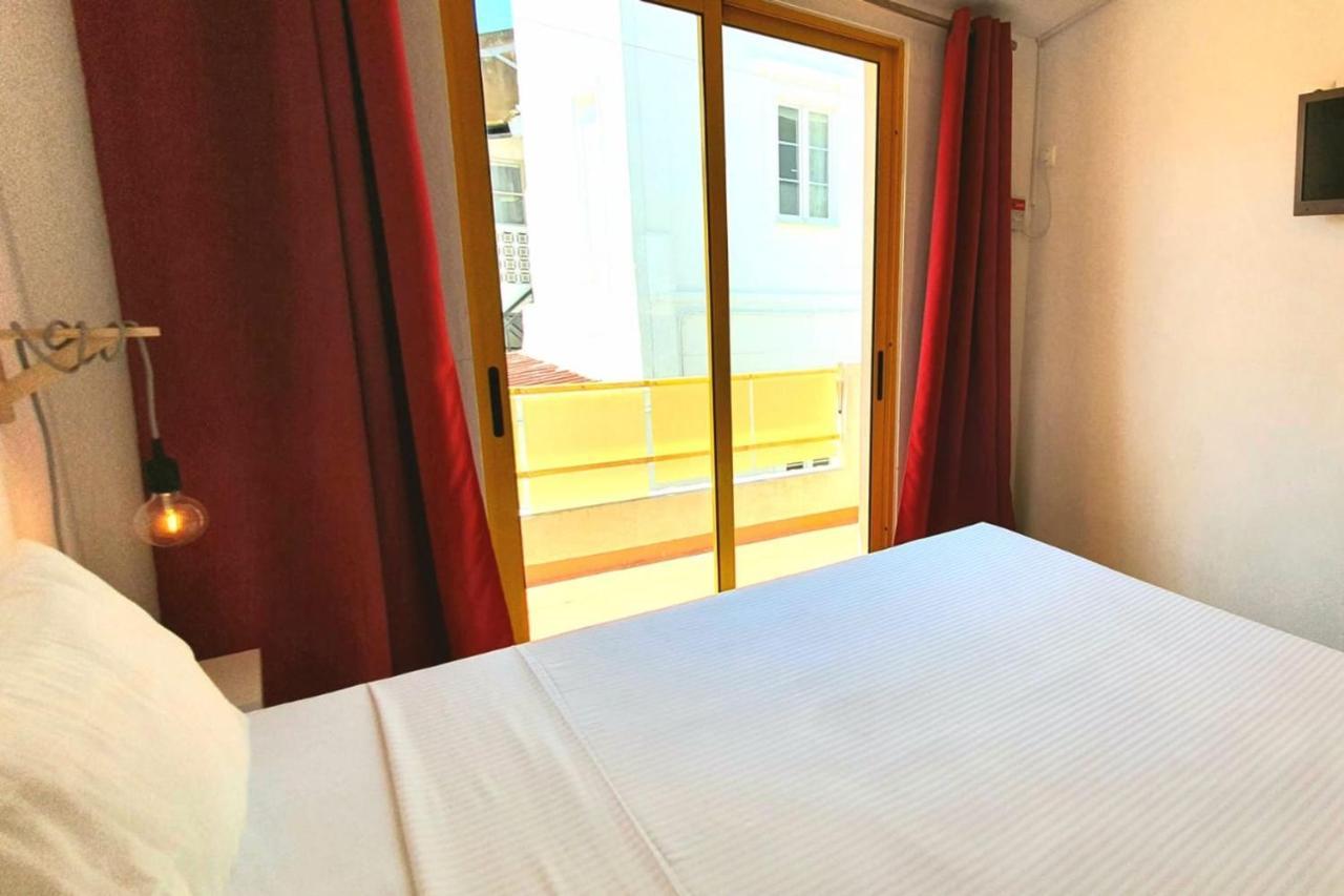 Lovelystay - Yellow Submarine House Lagos Exterior foto